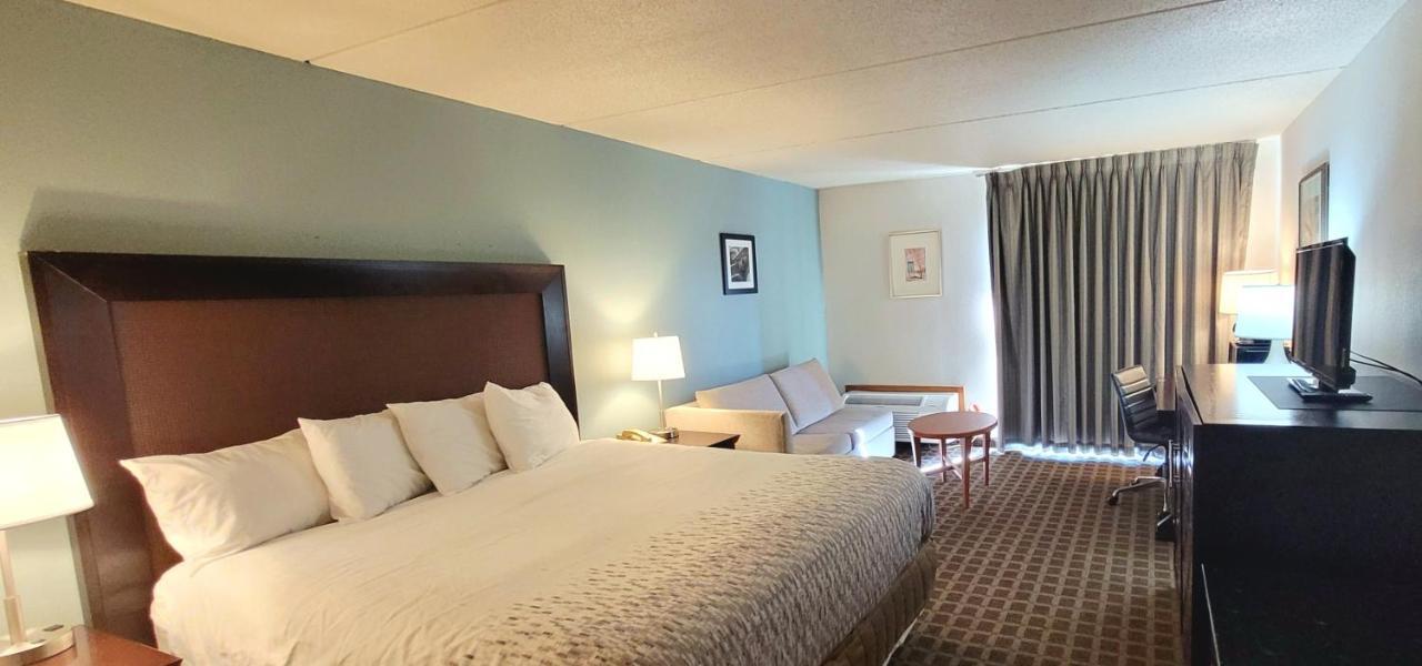 Inn At Grand Glaize Osage Beach Exterior photo